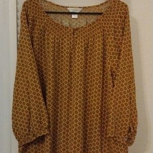 Quarter length blouse